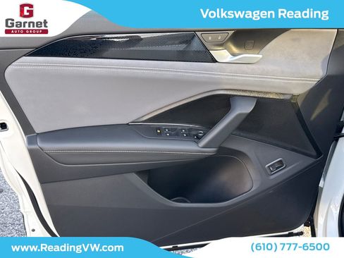 New 2026 Volkswagen Tiguan SE image 12