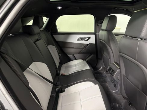 New 2026 Land Rover Range Rover Velar Dynamic SE image 31