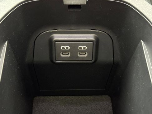 Certified 2023 Toyota RAV4 SE w/ Convenience Package image 48