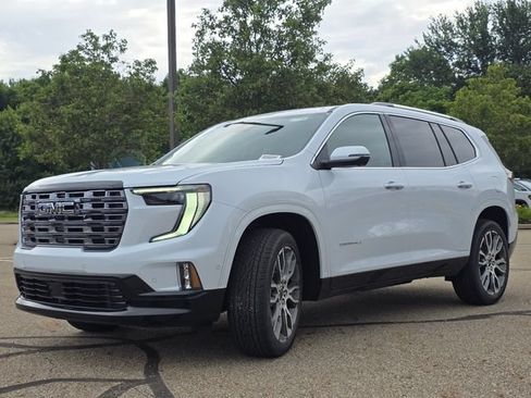 New 2026 GMC Acadia Denali Ultimate AWD/4WD image 13
