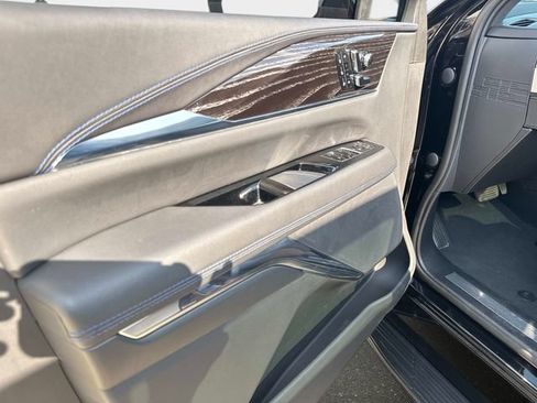 Certified 2025 Cadillac Escalade IQ Sport 1 w/ LPO, ONYX Package AWD/4WD image 16