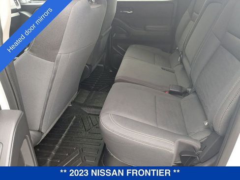 Used 2023 Nissan Frontier SV w/ Technology Package image 35
