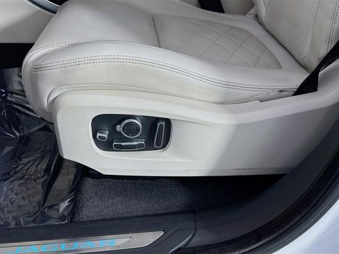 Used 2023 Jaguar F-PACE S image 23