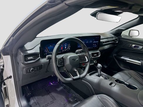 Used 2024 Ford Mustang GT Premium RWD image 9