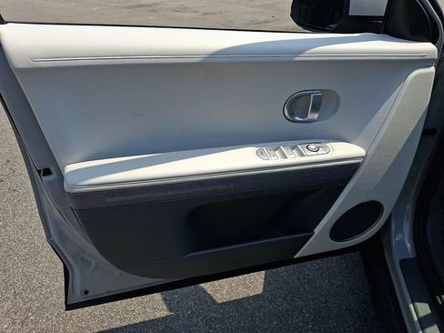 Used 2023 Hyundai Ioniq 5 SEL AWD/4WD image 12