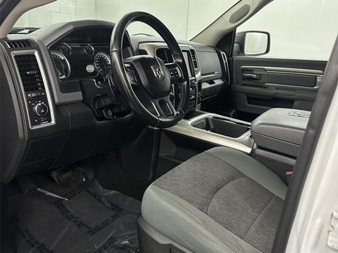 Used 2017 RAM 1500 Big Horn image 10