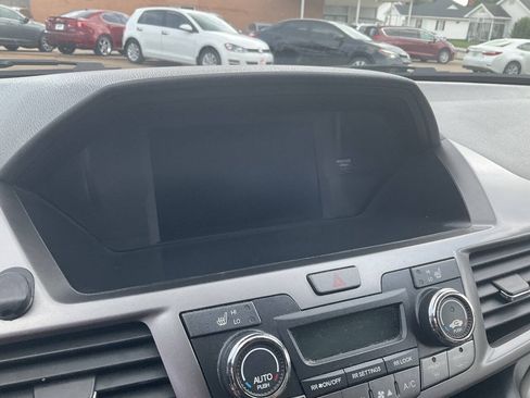 Used 2016 Honda Odyssey EX-L image 18