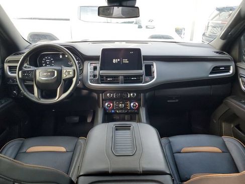 Used 2023 GMC Yukon AT4 AWD/4WD image 11