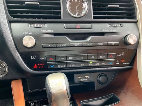 Used 2021 Lexus RX 350L image 32