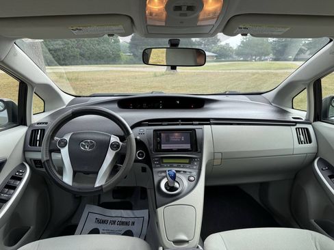 Used 2011 Toyota Prius Two FWD image 18