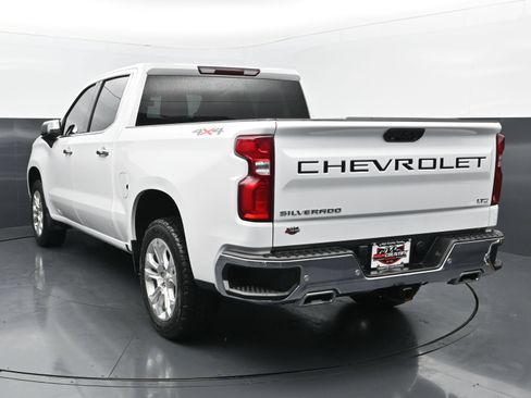 Used 2023 Chevrolet Silverado 1500 LTZ AWD/4WD image 4