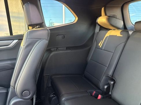 New 2026 GMC Acadia Elevation w/ Elevation Premium Package image 40