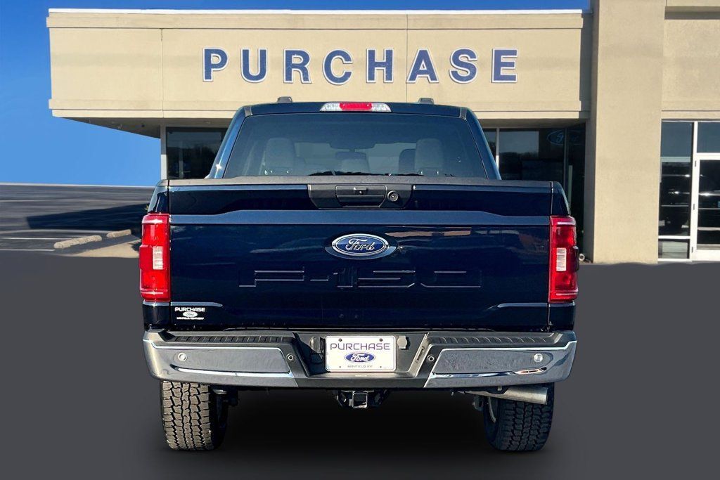 Used 2023 Ford F150 XLT w/ Trailer Tow Package AWD/4WD image 5