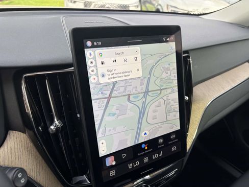 New 2026 Volvo XC60 B5 Plus w/ Protection Package Premier image 19