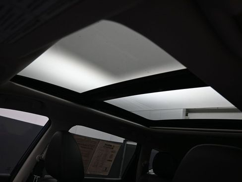 Used 2019 Nissan Rogue SL w/ Premium Package image 29