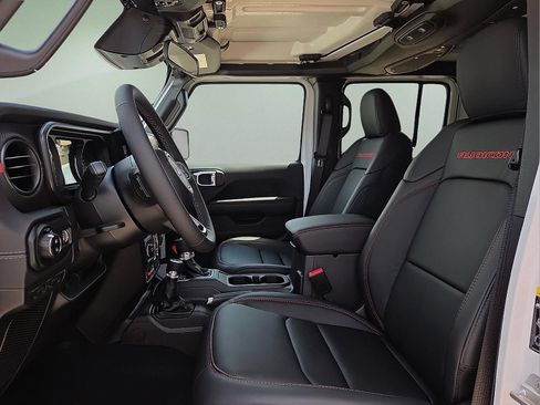 New 2026 Jeep Gladiator Rubicon AWD/4WD image 14