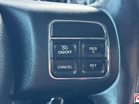 Used 2018 Jeep Wrangler Unlimited Sport S image 27