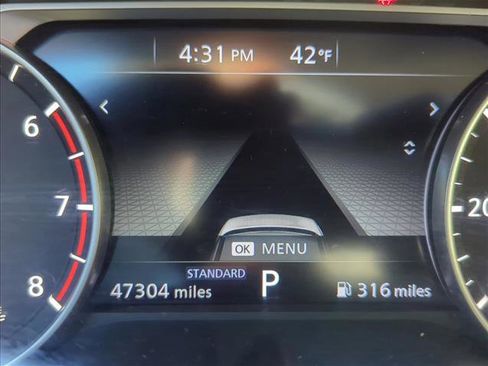 Used 2023 Nissan Rogue SV image 9