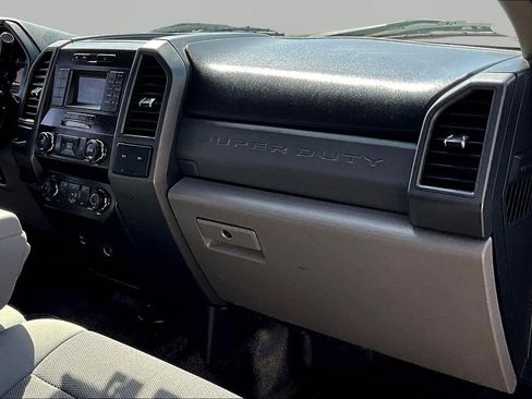 Used 2019 Ford F450 XL w/ XL Decor Group RWD image 20