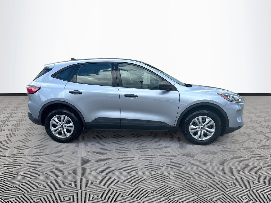 Used 2022 Ford Escape S AWD/4WD image 5