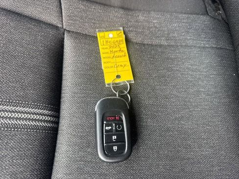 Used 2025 Honda Accord Sport image 34