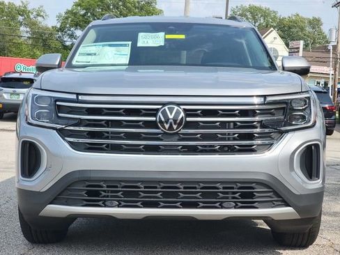 New 2026 Volkswagen Atlas SE image 9