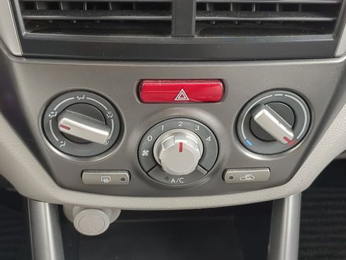 Used 2012 Subaru Forester 2.5X Premium w/ Popular Pkg 1 image 22