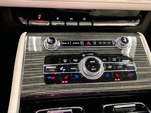 Used 2024 Lincoln Aviator Black Label w/ Dynamic Handling Package image 29