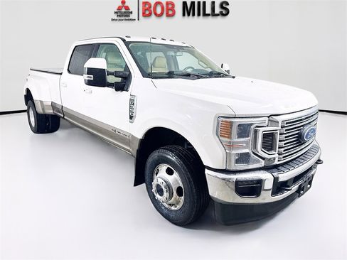 Used 2022 Ford F350 Lariat w/ Lariat Ultimate Package image 1