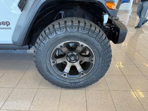 Used 2018 Jeep Wrangler Unlimited Rubicon image 10