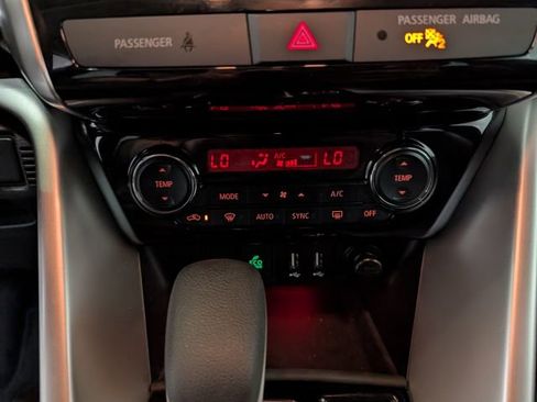 Used 2025 Mitsubishi Eclipse Cross SE AWD/4WD image 21