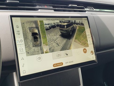 New 2026 Land Rover Range Rover SE AWD/4WD image 25