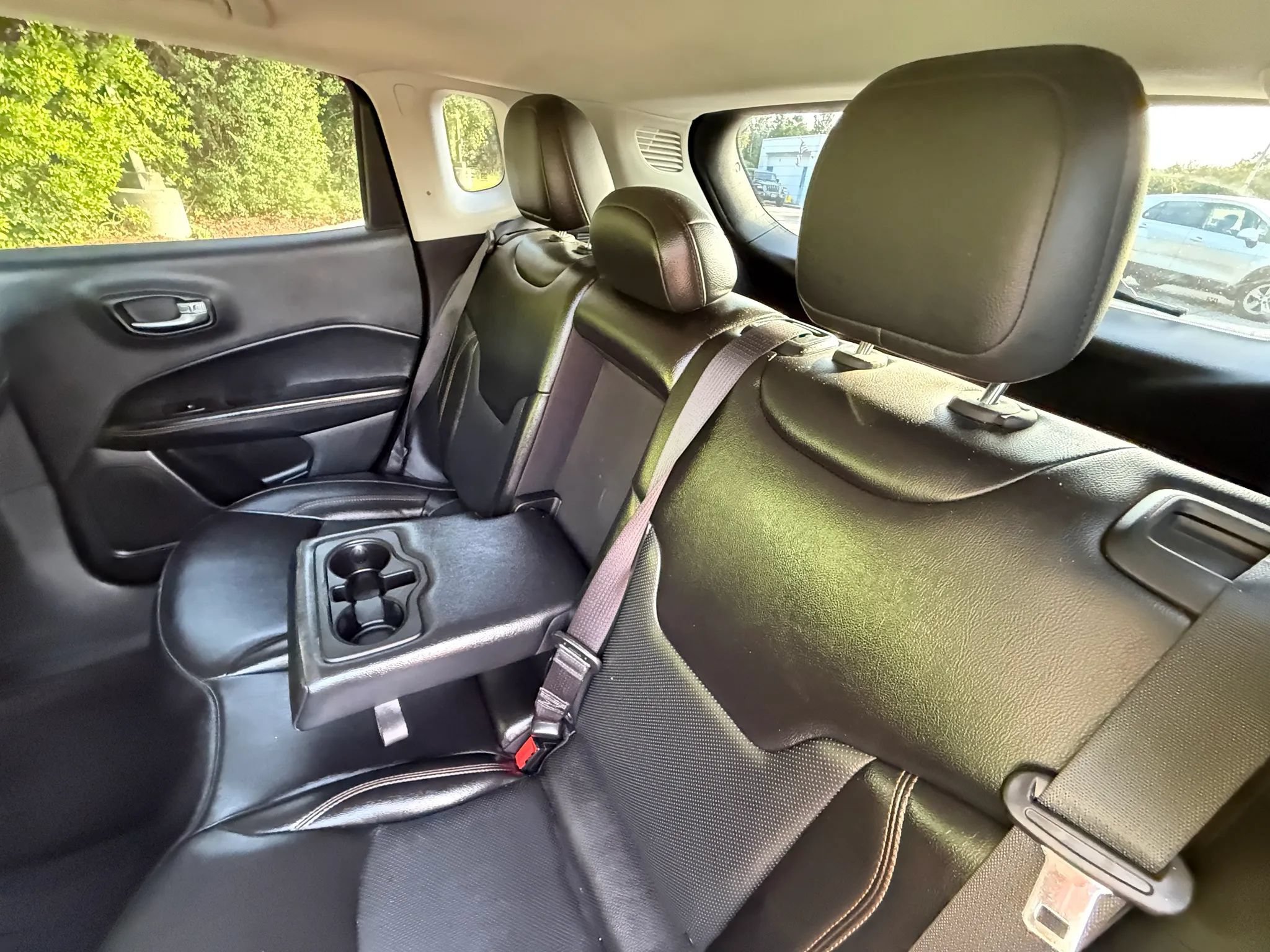 Used 2020 Jeep Compass Limited AWD/4WD image 31