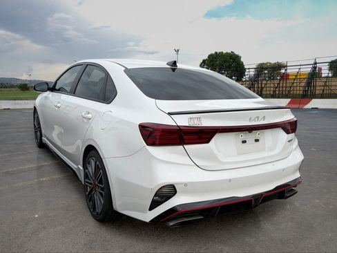 Certified 2023 Kia Forte GT w/ GT2 Package FWD image 4