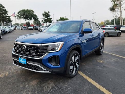 New 2026 Volkswagen Atlas Cross Sport SE image 4