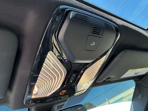 Used 2019 BMW 330i xDrive Sedan w/ Premium Package image 24