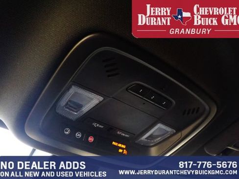 Used 2023 Chevrolet Traverse RS FWD image 13