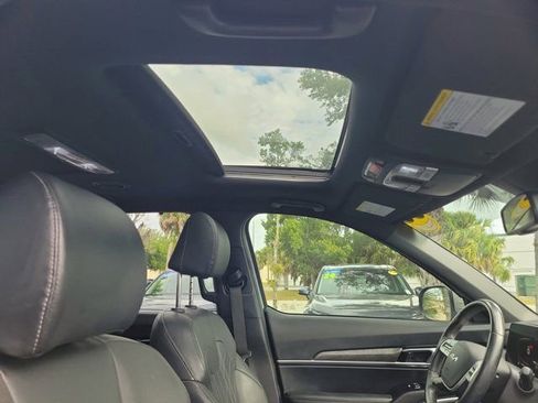 Used 2023 Kia Telluride EX X-Line AWD/4WD image 10