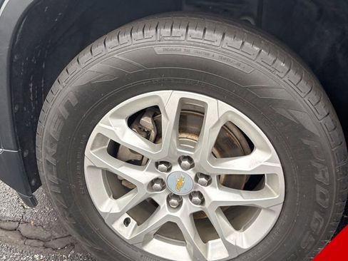 Used 2020 Chevrolet Traverse LT image 15