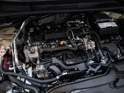 Used 2023 Toyota Corolla SE image 13