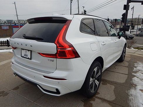 New 2025 Volvo XC60 T8 Core w/ Protection Package Premier image 6