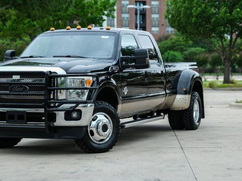 Used 2012 Ford F350 Lariat w/ Lariat Ultimate Pkg image 9