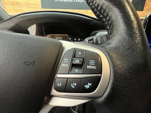 Used 2021 Ford Explorer XLT w/ Equipment Group 202A AWD/4WD image 41