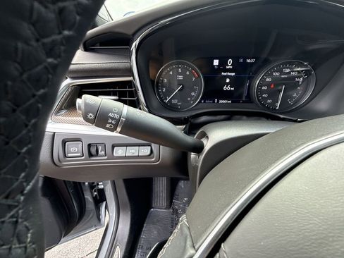 Used 2024 Cadillac XT5 Premium Luxury w/ Platinum Package image 28