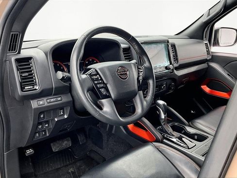 Used 2023 Nissan Frontier PRO-4X w/ Pro-4X Premium Package image 14
