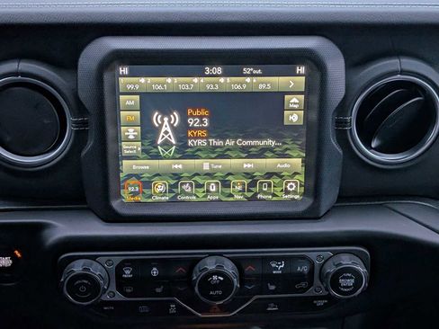 Used 2023 Jeep Wrangler Sahara w/ Cold Weather Group image 27