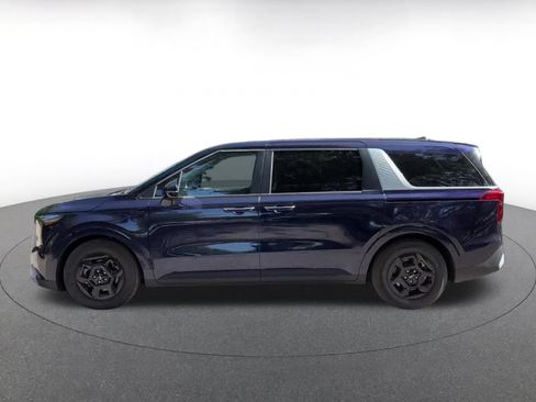 Used 2026 Kia Carnival FWD image 9