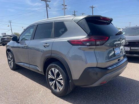 Certified 2023 Nissan Rogue SV w/ SV Premium Package FWD image 5