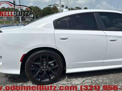 Used 2022 Dodge Charger R/T w/ Blacktop Package image 8