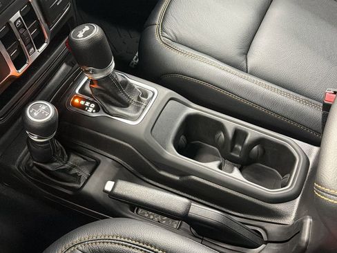 Used 2025 Jeep Wrangler Unlimited Sahara w/ Safety Group image 24